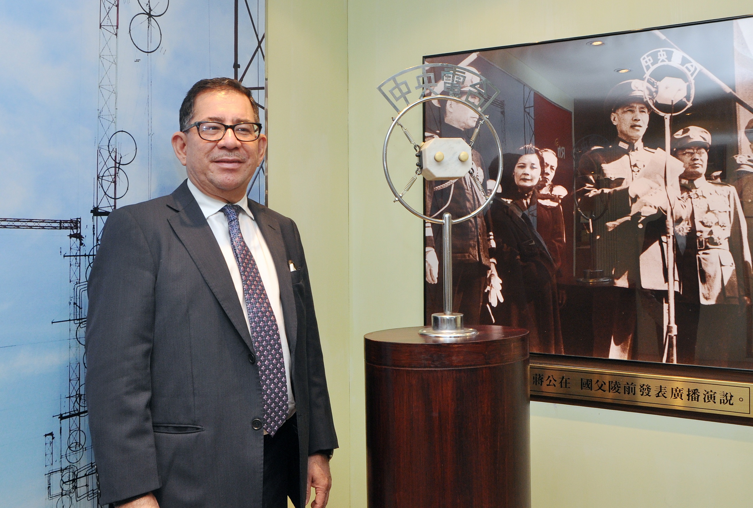 Entrevista a Eugenio Chicas Martinez