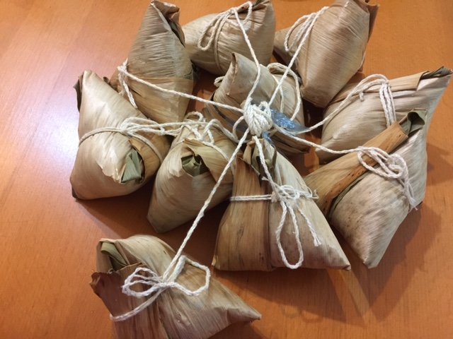 Los tamales de arroz glutinoso