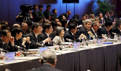 Encuentro entre ministros del Estrecho en el Foro de APEC