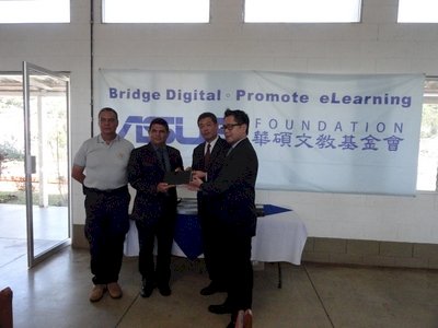 Taiwán dona tabletas ASUS a Guatemala