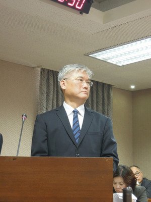 Taiwán continuará negociando el desplazamiento de la ruta aérea M503