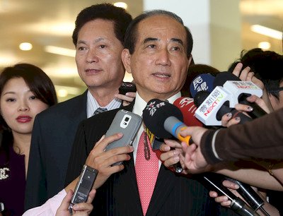 Wang Jin-pyng y su delegación visitan Japón