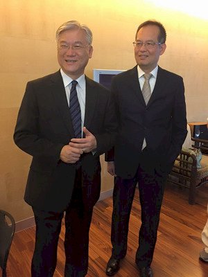 Andrew Hsia se reune con expertos estadounidenses en Nueva York