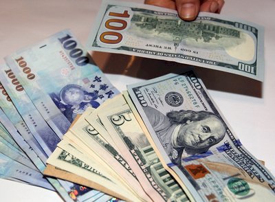 Se estabiliza el tipo de cambio de la moneda renmibi