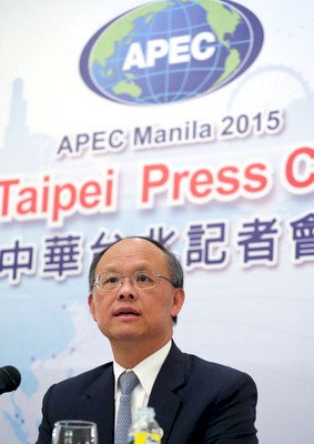 El ministro de Economía aprovecha la cumbre de la APEC para tratar sobre el TPP