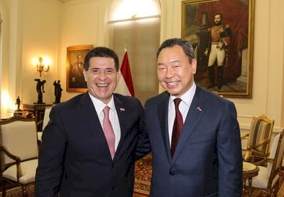 Taiwán y Paraguay cooperan en la construcción de viviendas para personas de escasos recursos