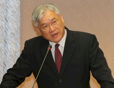 Andrew Hsia responde a cuestiones relacionadas a la amenaza del ISIS sobre Taiwán, el TLC y las importaciones agrícolas