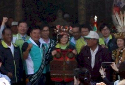 Tsai: Consigamos que Fenggang se convierta en el pueblo de la presidenta del gobierno