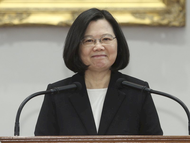 Tsai aboga por proteger a Taiwán de la guerra comercial entre EE. UU. y China Continental