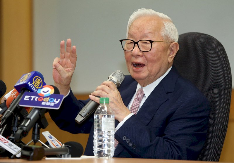 Morris Chang el pasado día 5 de junio en Hsinchu, durante la última asamblea de accionistas al frente de TSMC. (Foto: CNA)