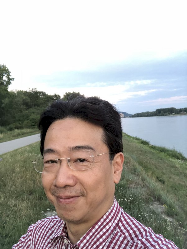El renombrado violonchelista taiwanés C.C. Chang se rompe la muñeca en Austria