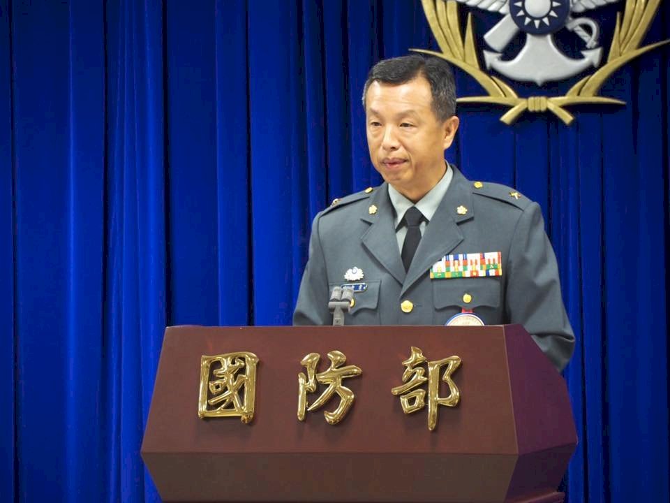 Defensa no comenta los rumores sobre una posible base naval británica en el mar del sur de China