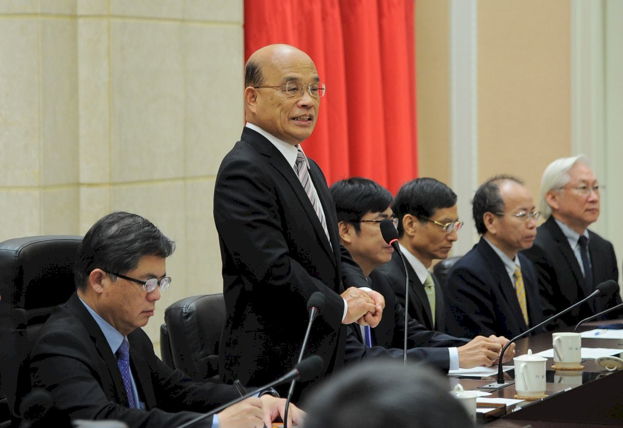 Su Tseng-chang toma posesión como nuevo primer ministro