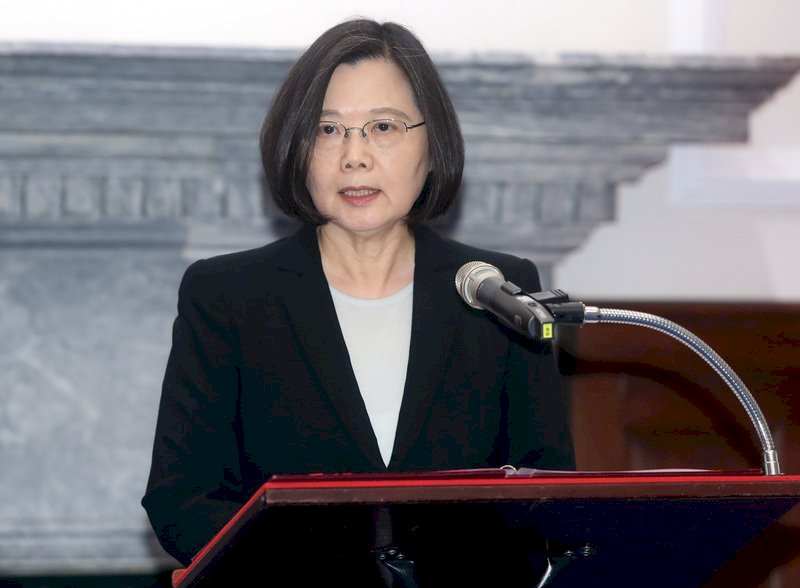 Tsai Ing-wen protesta por la intrusión de dos cazas chinos en el espacio aéreo taiwanés