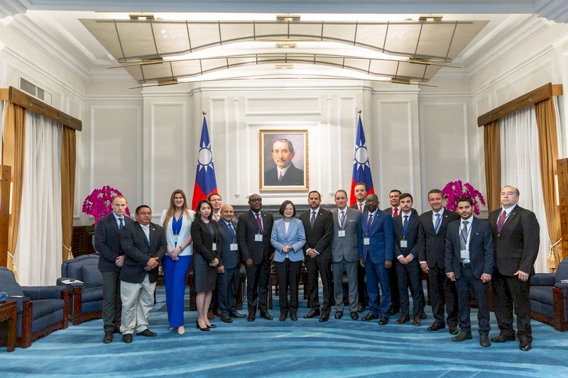 Tsai: “Taiwán desea fortalecer la amistad con aliados diplomáticos y promover la cooperación con los no aliados”