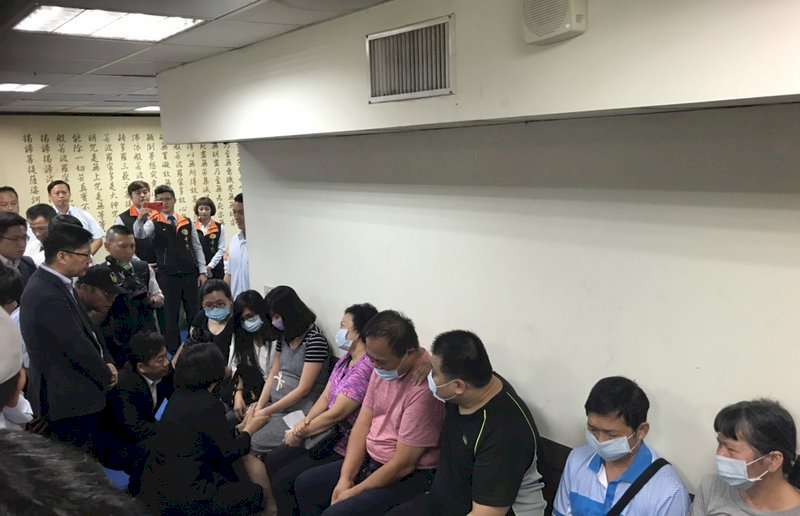 Se evaluarán las condiciones de trabajo de los bomberos tras la tragedia de Taichung