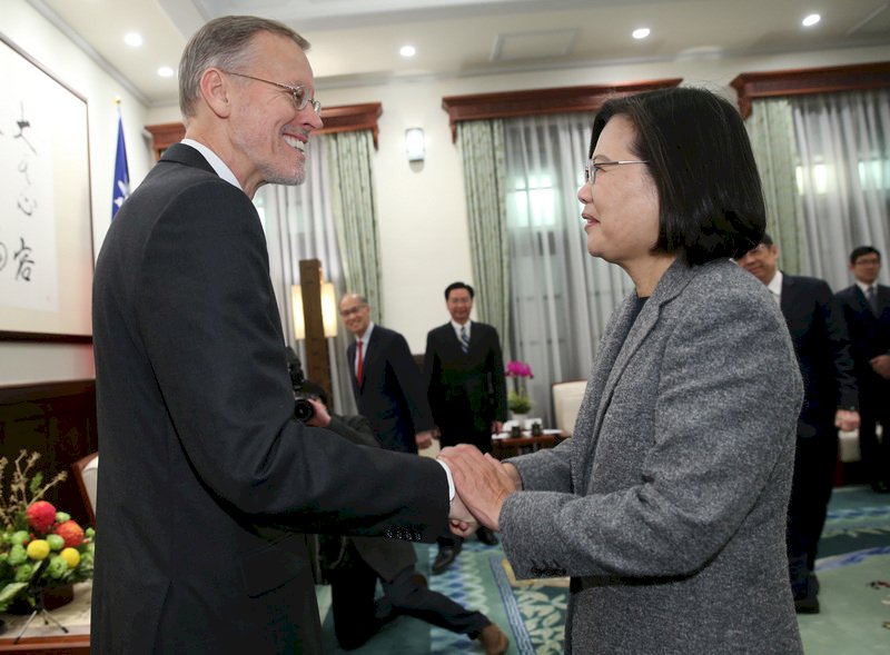 Instituto Americano en Taiwán felicita efusivamente a Tsai Ing-wen por su victoria