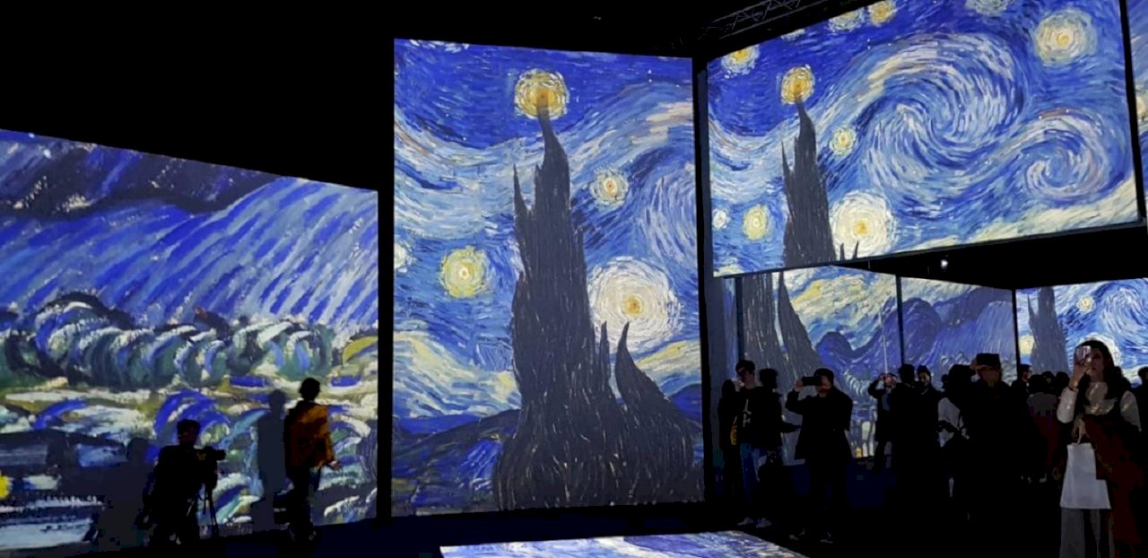 Una nueva experiencia inmersiva de luces y sombras en el mundo de las pinturas de Van Gogh