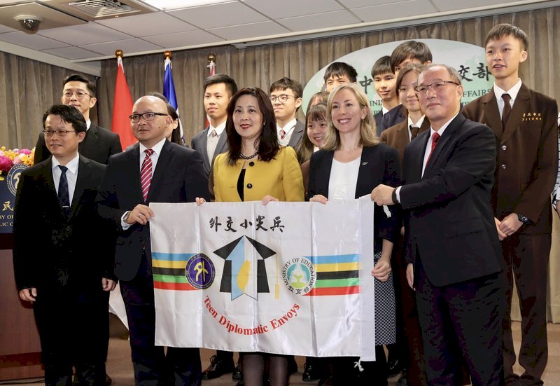 Una delegación de jóvenes embajadores viaja a Indonesia y Nueva Zelanda