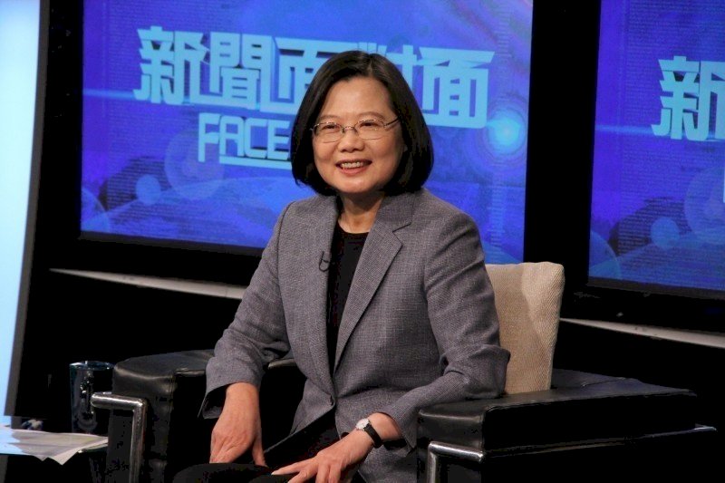 Tsai Ing-wen comenta en televisión la política del Estrecho y con EE. UU. tras las elecciones