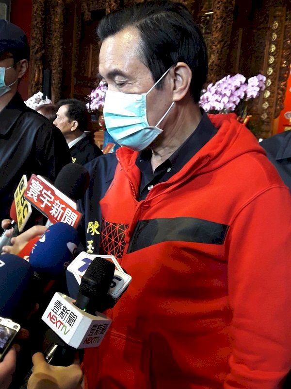 Ma Ying-jeou pide reconsiderar la prohibición de exportación de mascarillas