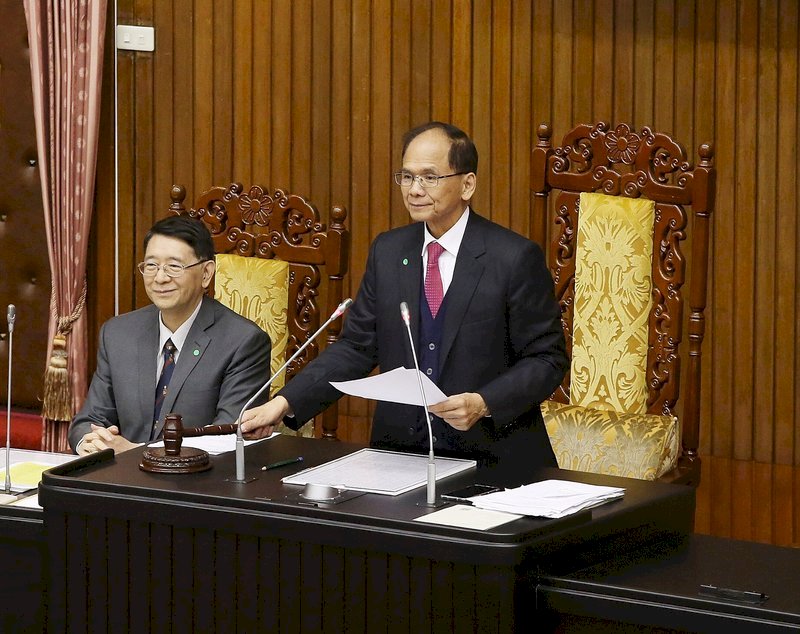 El Yuan Legislativo aprueba nuevas regulaciones relacionadas a la COVID-19