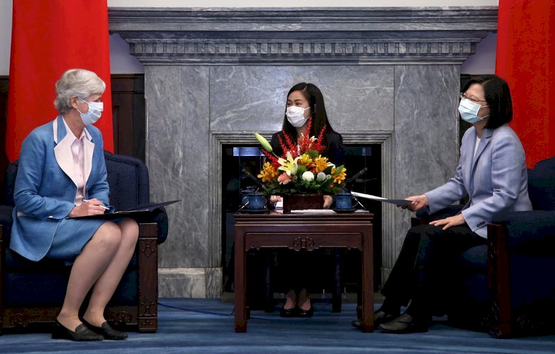 Tsai Ing-wen: 