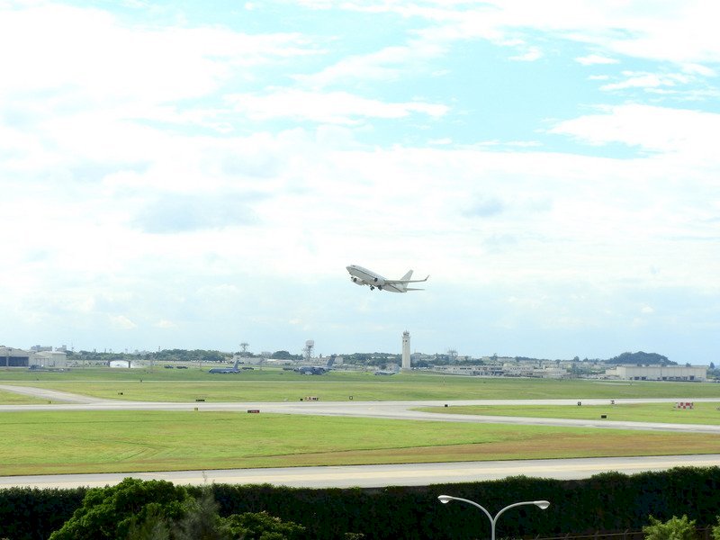 Aviones chinos entran brevemente en el espacio aéreo de Taiwán