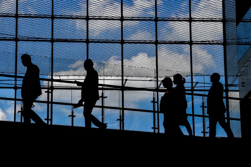 El sector manufacturero sigue sufriendo falta de pedidos y lidera los expedientes de regulación temporal de empleo