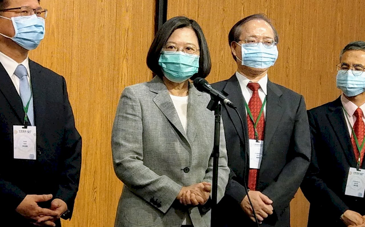 Tsai Ing-wen “decepcionada” ante la aprobación de la Ley de Seguridad para Hong Kong