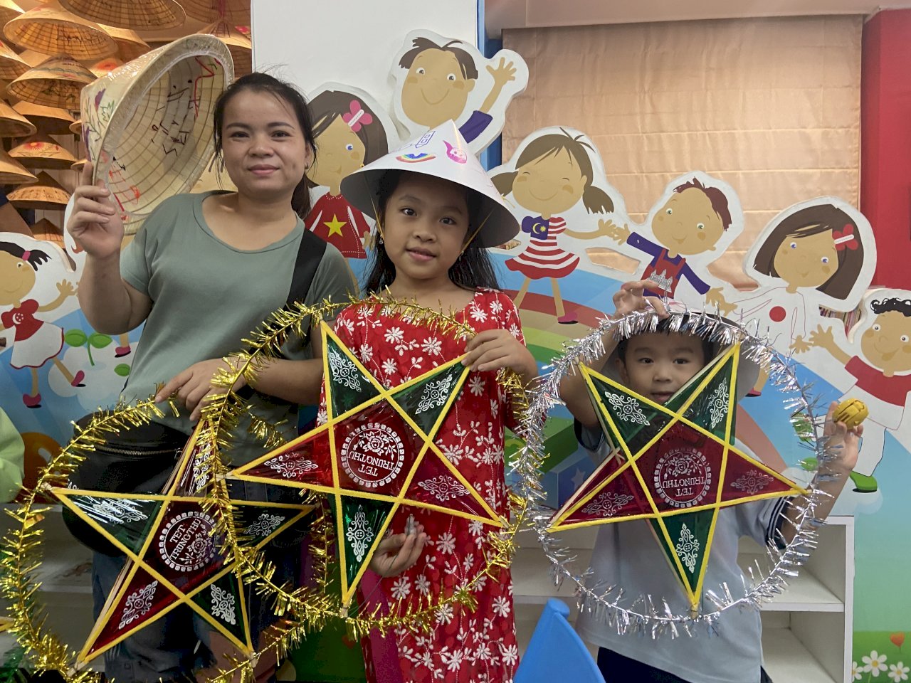 Oficina de Educación de Nueva Taipéi organiza celebración vietnamita del  Festival de Medio Otoño