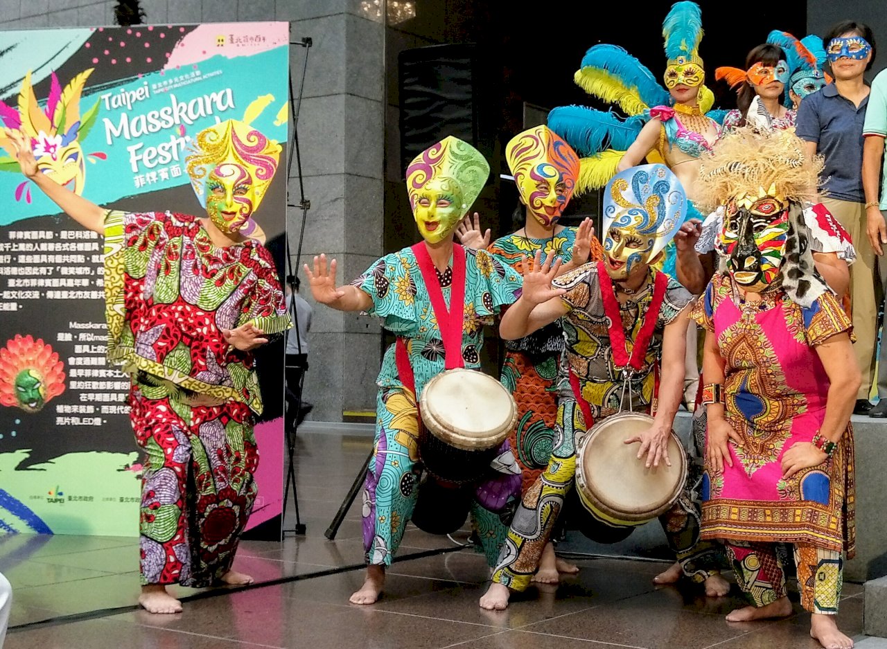Un festival colorido en las calles de Taipéi