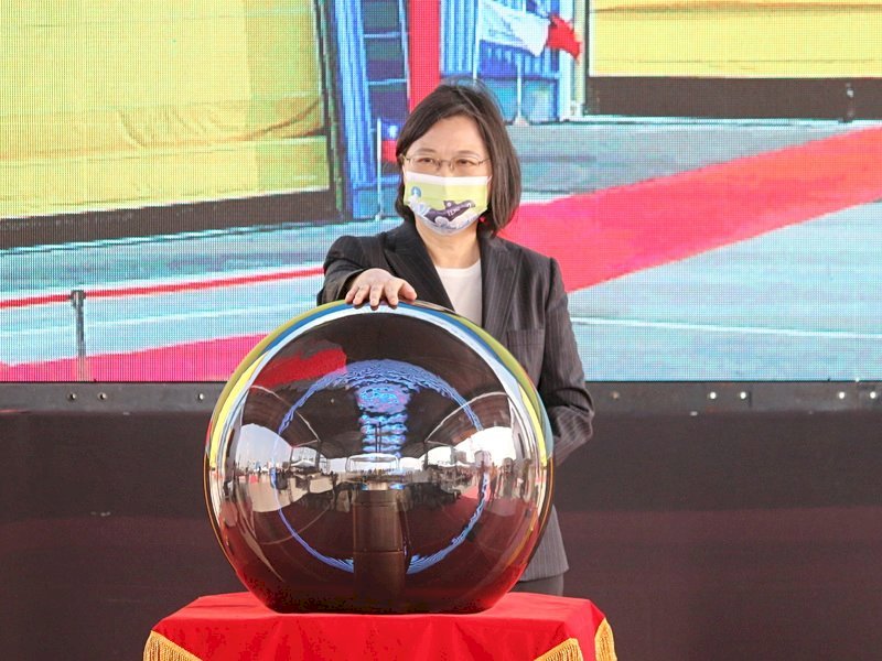 Tsai Ing-wen inaugura los trabajos para la construcción nacional de submarinos militares