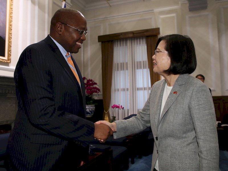 Tsai Ing-wen envía las más sinceras condolencias a Eswatini tras la muerte de su primer ministro