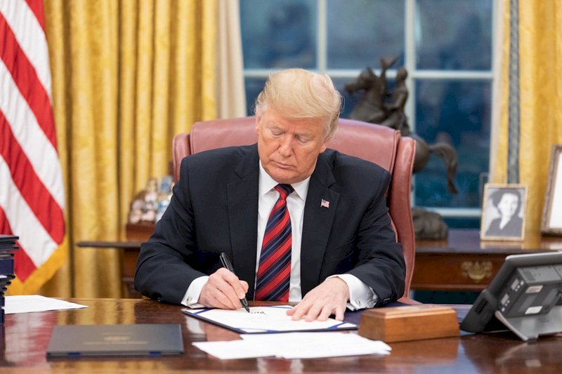 Trump aprueba la «Ley Anual de Presupuesto y Contabilidad» que incluye el «Acta de Garantías de Taiwán 2020»