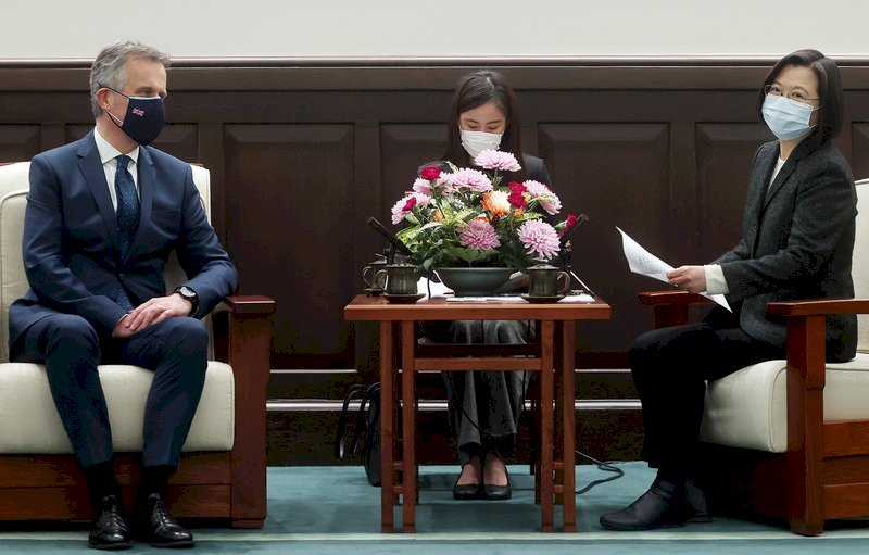 Tsai Ing-wen pide a Reino Unido que inicie negociaciones con Taiwán para un tratado comercial