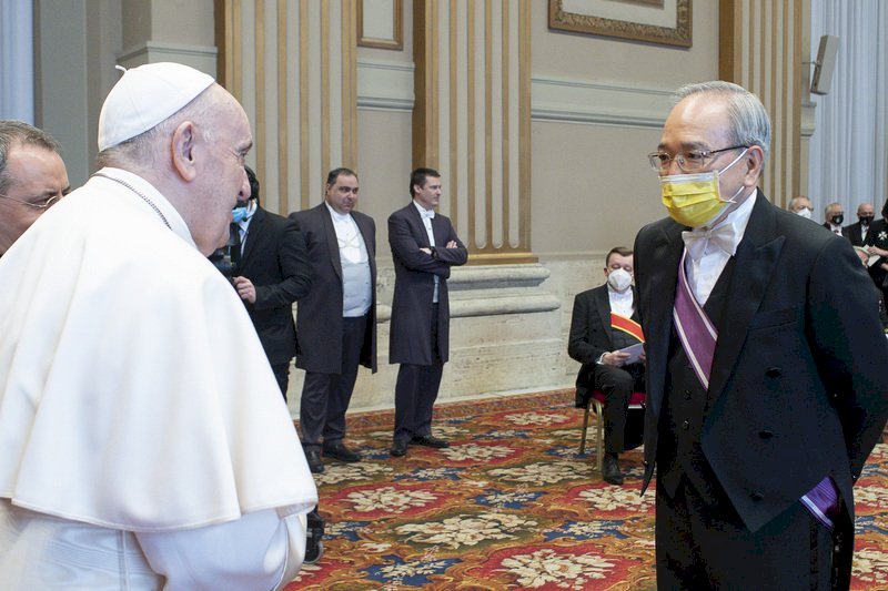 El embajador ante la Santa Sede envía saludos de Año Nuevo Chino al papa Francisco