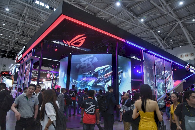 Economía otorgará ayudas a empresas del sector de exhibiciones, ferias y congresos