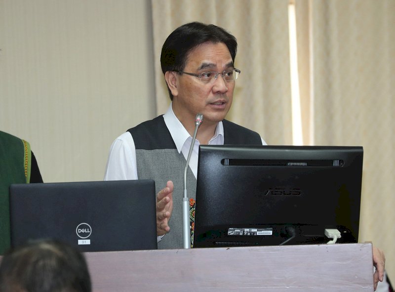 Icyang Parod: “Los artistas aborígenes que hagan proclamas prochinas deben recibir la condena social”