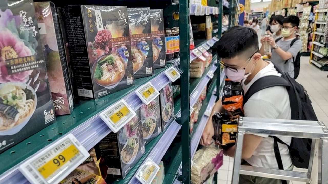 Aumenta el precio de los fideos instantáneos debido a la inflación