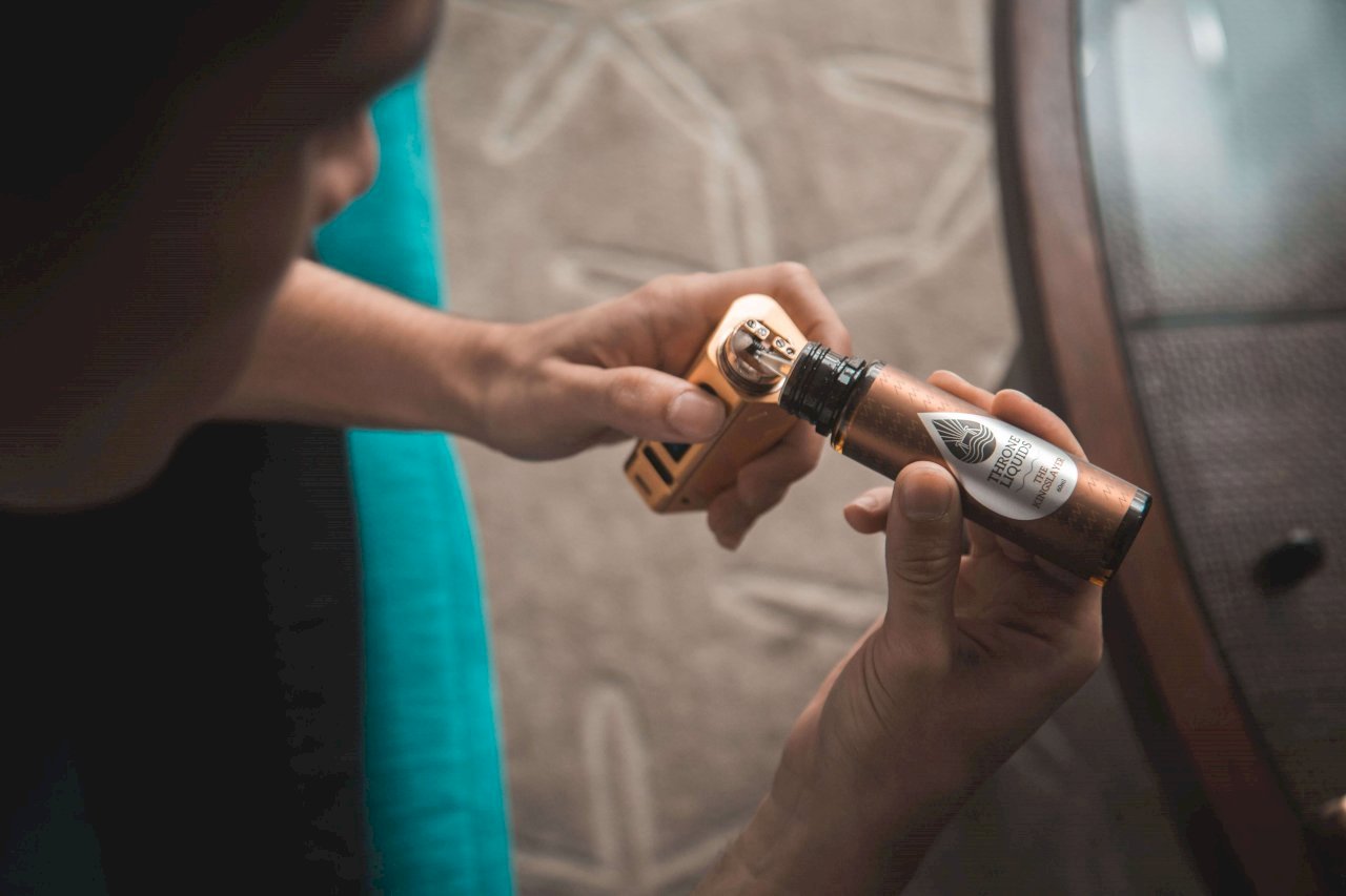 Taiwán prohíbe los cigarrillos electrónicos