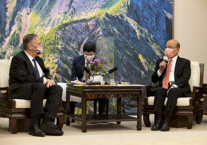 Su Tseng-chang niega que Pompeo haya visitado Taiwán para hacer negocios propios