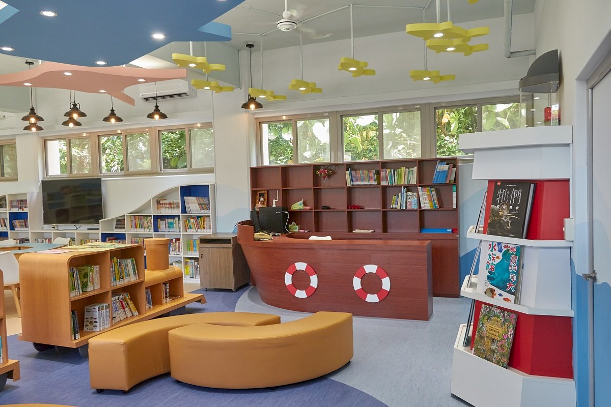 Estaciones de lectura comunitaria