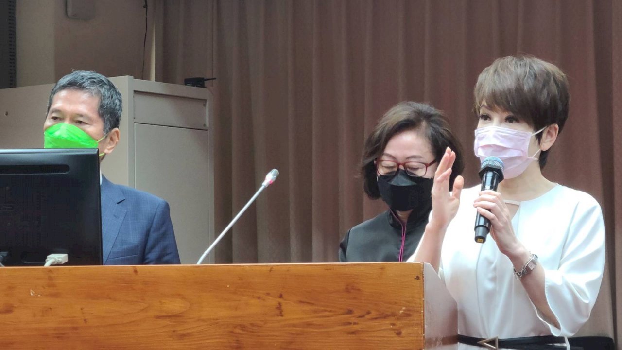 Lee Yung-te promete en el Yuan Legislativo una reforma a fondo del canal CTS