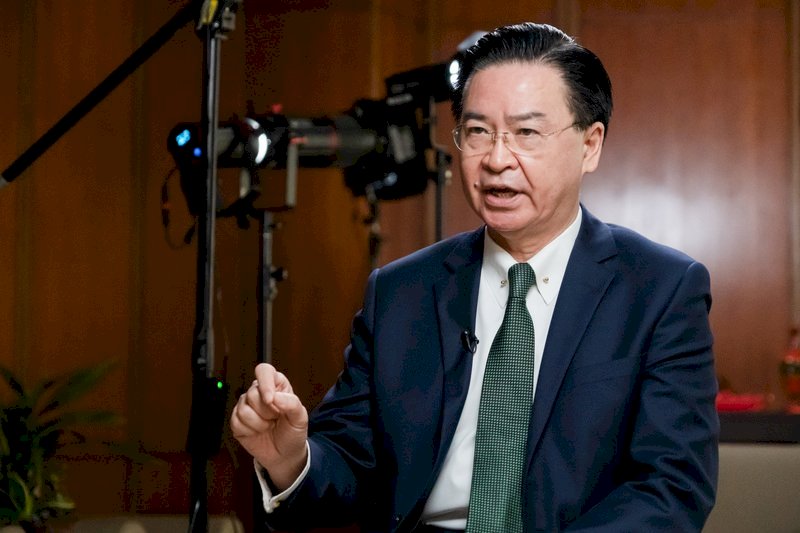 Joseph Wu insiste ante la CNN en que Pekín debe aprender de la guerra de Ucrania