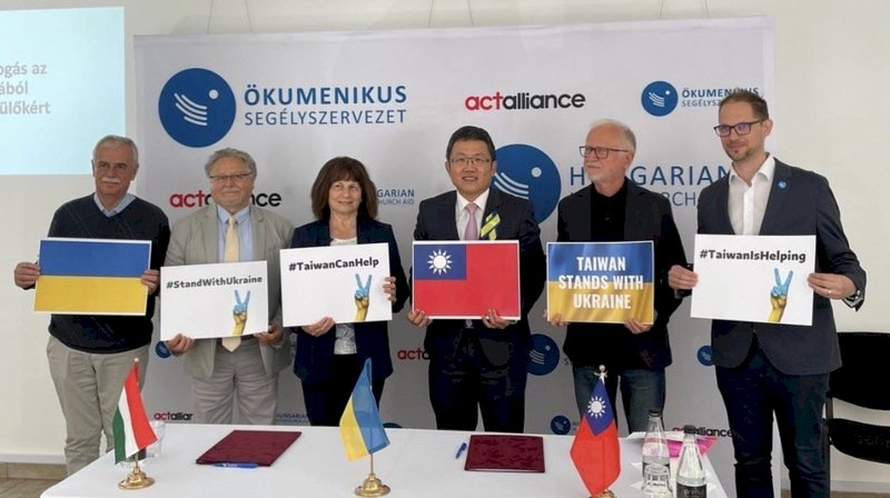 Taiwán realiza donaciones a una iglesia húngara para ayudar a los refugiados ucranianos