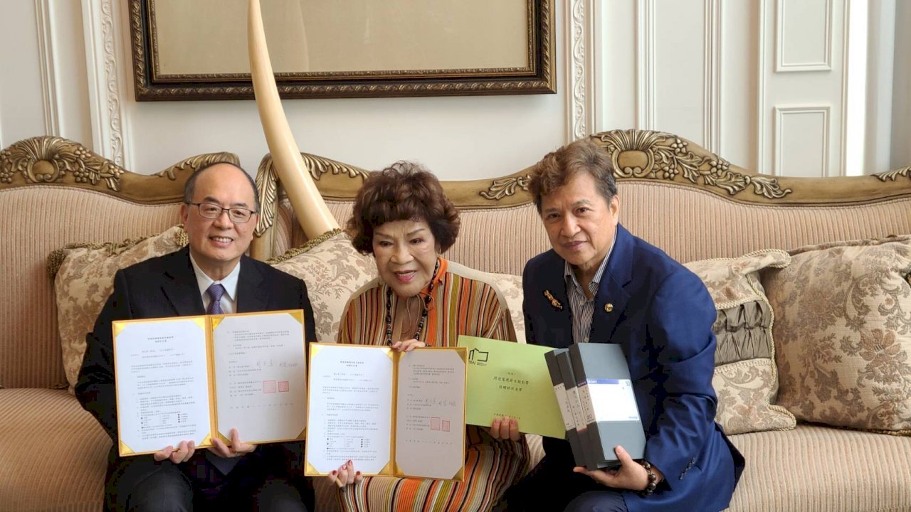 La leyenda viva de la TV de Taiwán:  Zhou You