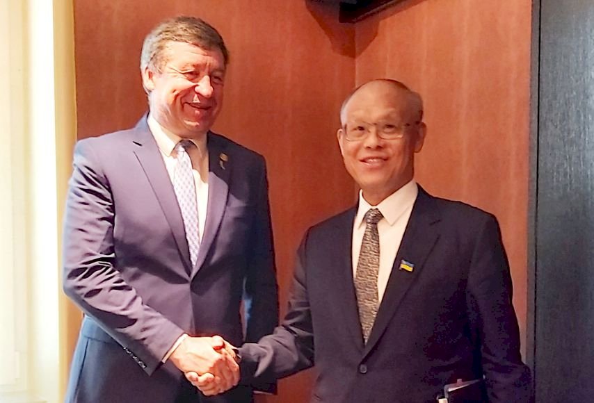 Taiwán y Lituania se reúnen en los márgenes de la OMC