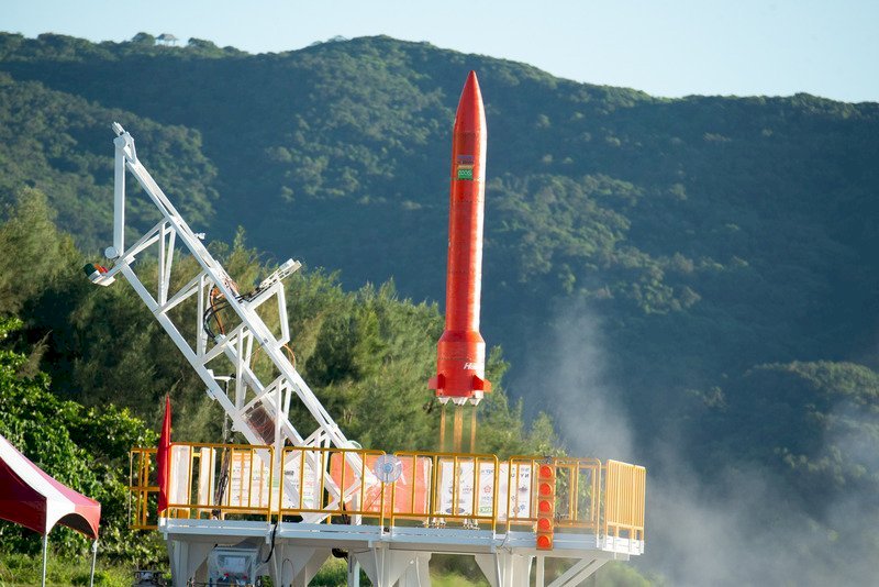 Taiwán lleva a cabo con éxito un lanzamiento de prueba de un cohete sonda totalmente fabricado en el país