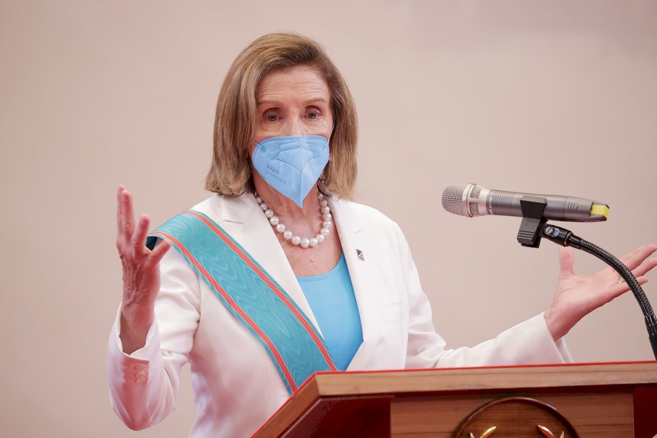 Pelosi: “China no puede evitar que ningún líder mundial visite a una democracia autónoma”